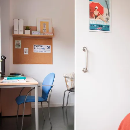 Residencia Resa Tomás Alfaro Fournier *