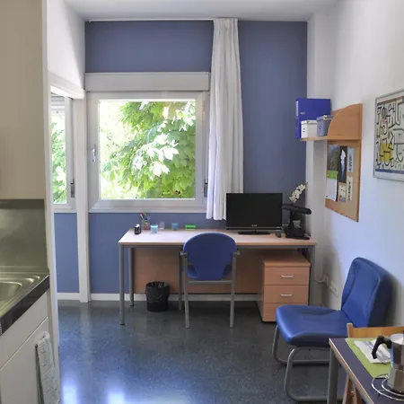 Residencia Resa Tomás Alfaro Fournier Apartamento *