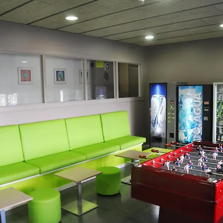 Apartamento Residencia Tomás Alfaro Fournier *