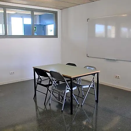 Apartament Residencia Resa Tomas Alfaro Fournier *
