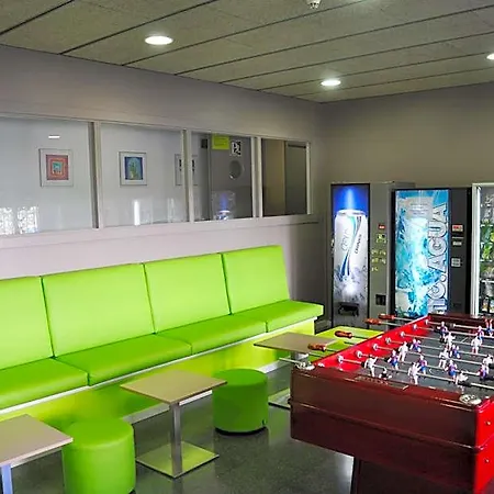Residencia Resa Tomas Alfaro Fournier * Vitoria-Gasteiz